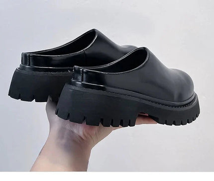 sabot-urbain-noir-semelle-crantee