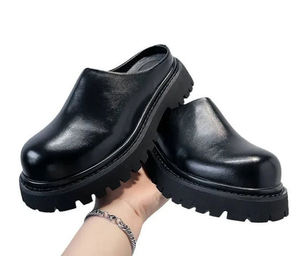 sabot-urbain-noir-semelle-crantee