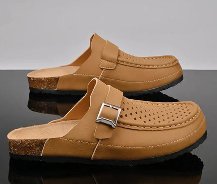 sabot-moderne-ajoure-boucle-argentee