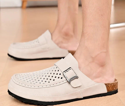 sabot-moderne-ajoure-boucle-argentee