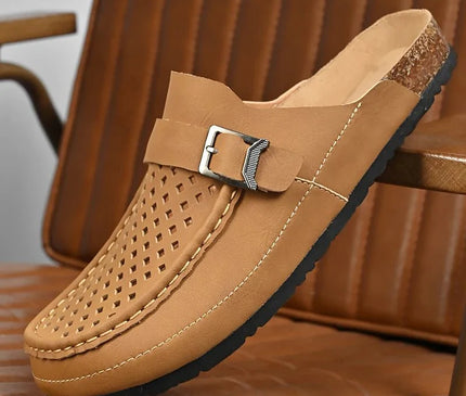sabot-moderne-ajoure-boucle-argentee