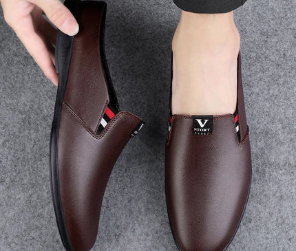 mocassin-noir-urbain-a-ouverture-elastique