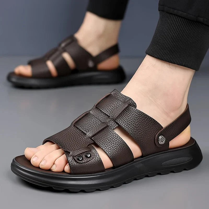 sandales-ouvertes-homme-design-robuste-classique
