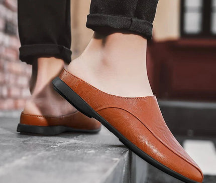 mule-noire-minimaliste-ouverte-a-l-arriere