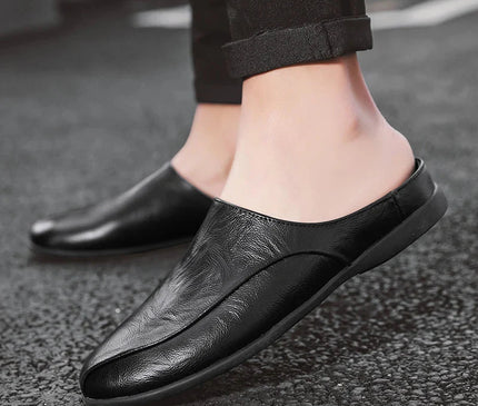 mule-noire-minimaliste-ouverte-a-l-arriere
