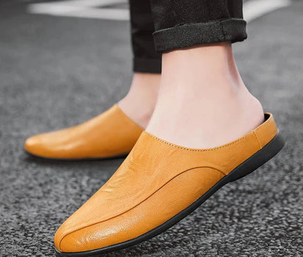 mule-noire-minimaliste-ouverte-a-l-arriere