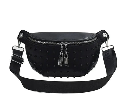 sac-banane-arrondi-cloute-sangle-creme