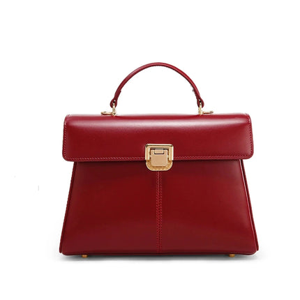 sac-a-main-rouge-boucle-doree-minimaliste
