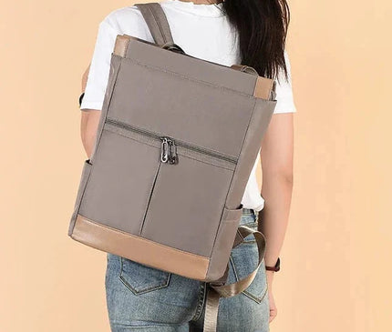 sac-a-dos-bleu-beige-urbain-moderne