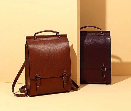 sac-a-dos-rigide-marron-avec-boucles-metalliques-design-retro-structure