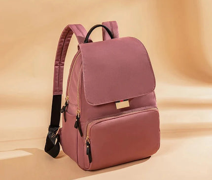 sac-a-dos-moderne-poches-multiples-fermeture-securisee