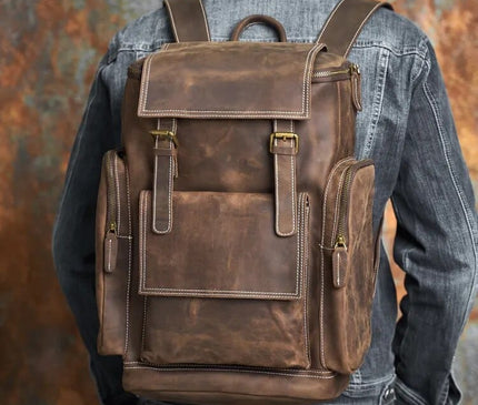 sac-rigide-en-cuir-patine-compartiments-multiples