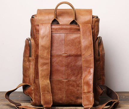 sac-baroudeur-cuir-brun-poches-multiples-design-retro-robuste