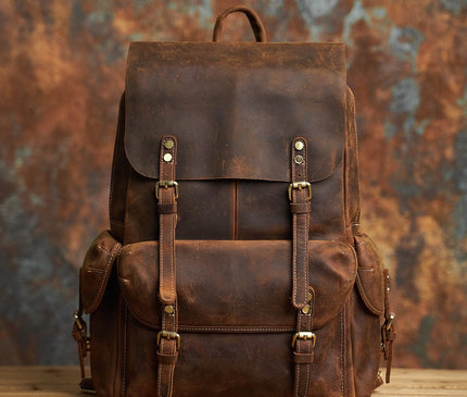 sac-a-dos-artisanal-cuir-patine-grandes-capacites