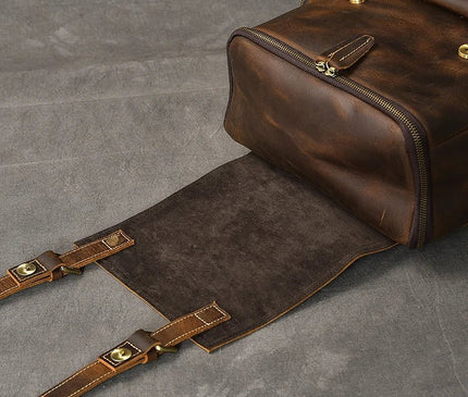 sac-a-dos-structure-noir-details-contrastants