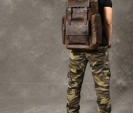 sac-a-dos-structure-noir-details-contrastants