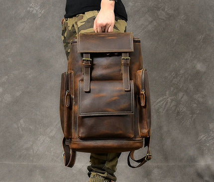 sac-a-dos-structure-noir-details-contrastants