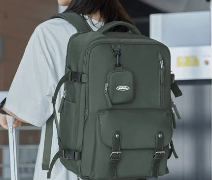 sac-dos-minimaliste-poches-multiples-contemporain