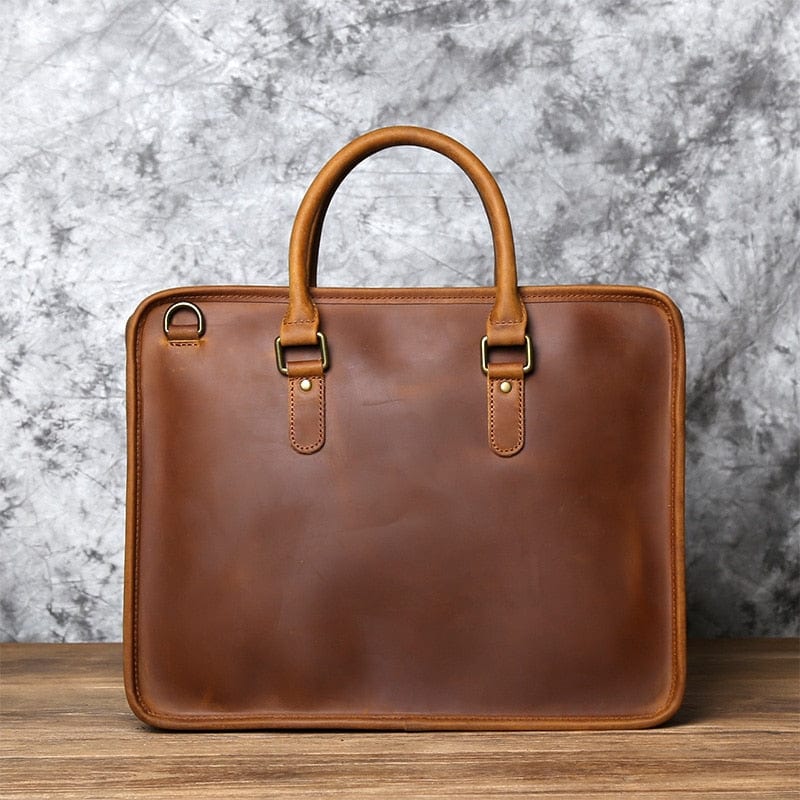 sac-noir-structure-details-dores-usage-quotidien