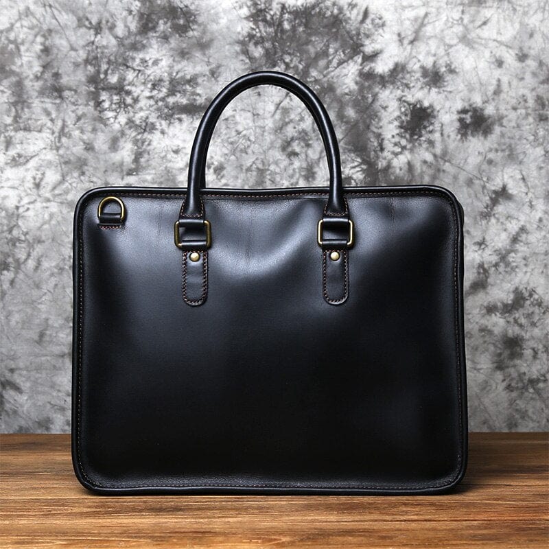 sac-noir-structure-details-dores-usage-quotidien