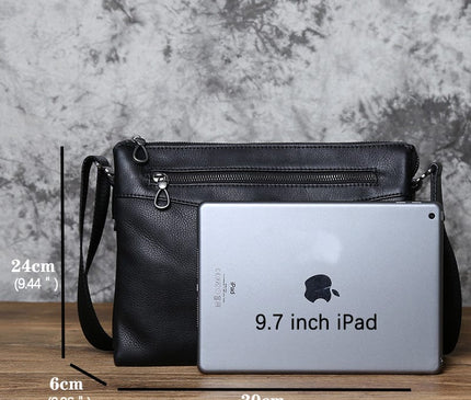 sac-bandouliere-noir-rectangulaire-avec-poche-zipped