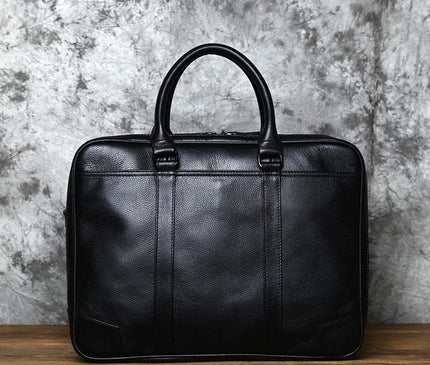 sac-a-main-noir-structure-ligne-horizontale-professionnelle