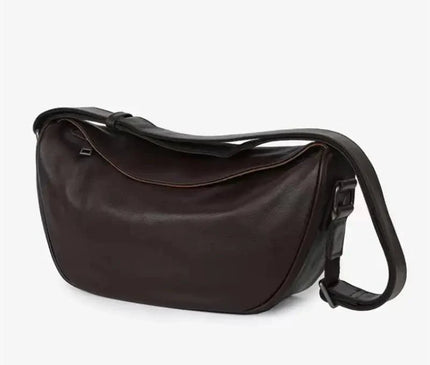 sac-banane-arrondi-design-minimaliste-urbain
