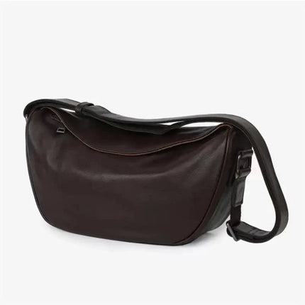 sac-banane-arrondi-design-minimaliste-urbain