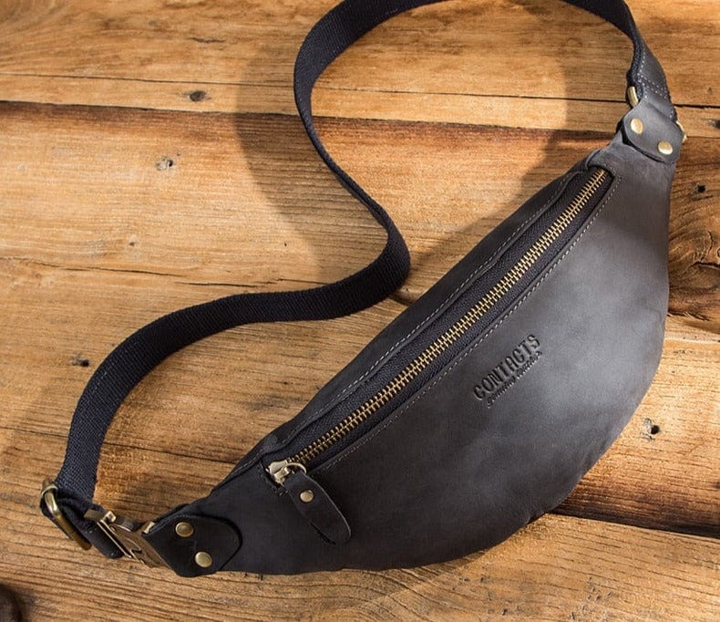 sac-banane-graine-noir-zip-dore-design-compact