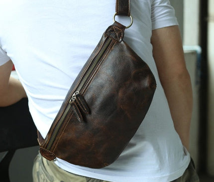 sac-banane-noir-bandouliere-ajustable-moderne