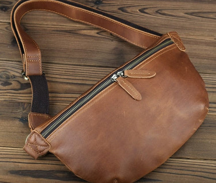 sac-banane-noir-bandouliere-ajustable-moderne