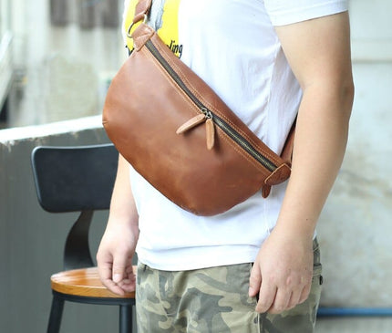 sac-banane-noir-bandouliere-ajustable-moderne
