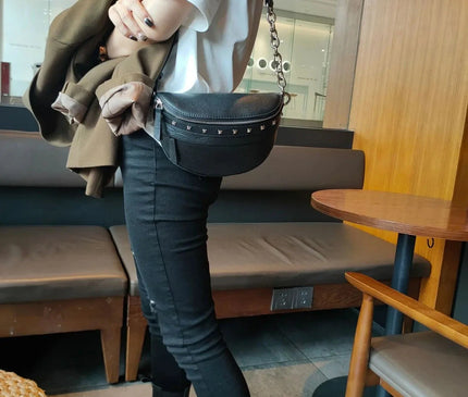 sac-banane-noir-cloute-sangle-reglable