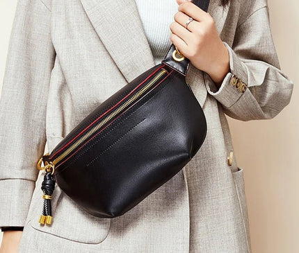 sac-banane-rose-pastel-chaine-doree