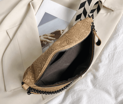 sac-banane-beige-motif-floral-chaine-metal