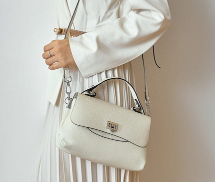 sac-a-bandouliere-compact-fermoir-metallique-1