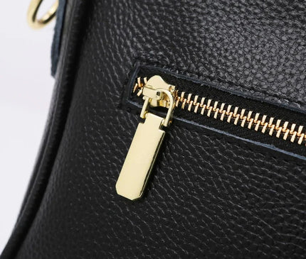 sac-rectangulaire-noir-bandouliere-tissee