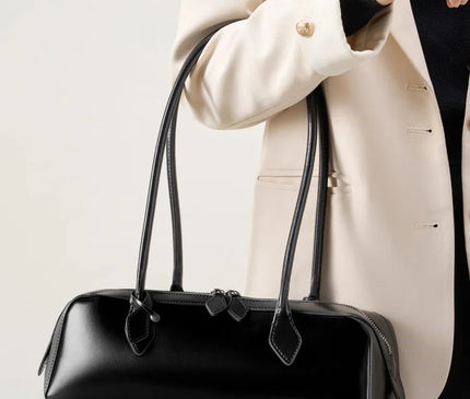 sac-a-bandouliere-long-minimaliste-marron