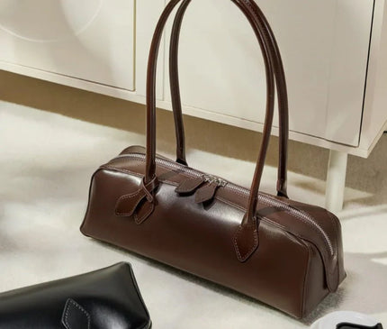 sac-a-bandouliere-long-minimaliste-marron
