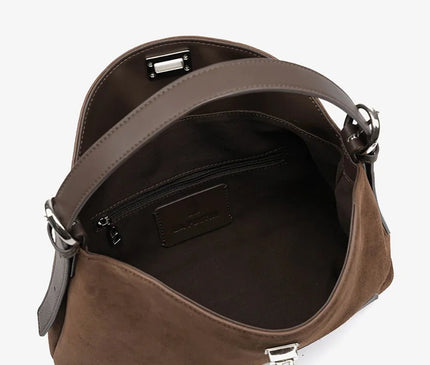 sac-hobo-arrondi-avec-details-metalliques