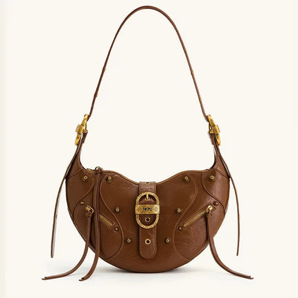 sac-bandouliere-semi-circulaire-noir-details-metalliques-rock