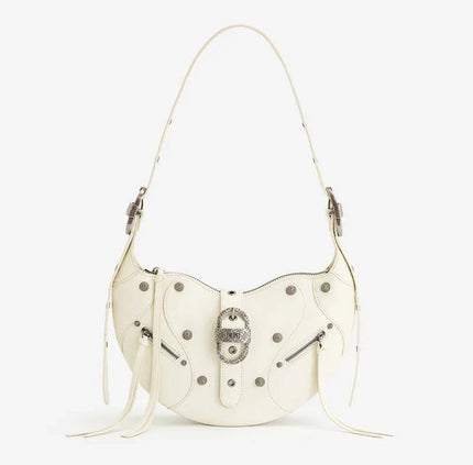 sac-bandouliere-semi-circulaire-noir-details-metalliques-rock