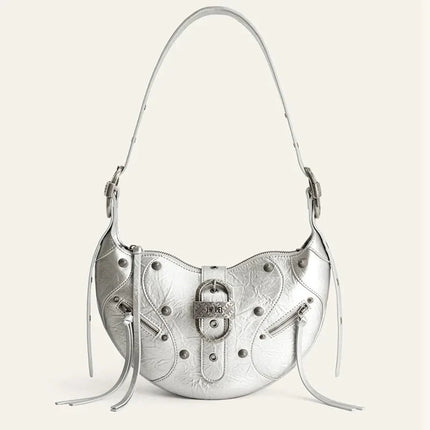 sac-bandouliere-semi-circulaire-noir-details-metalliques-rock