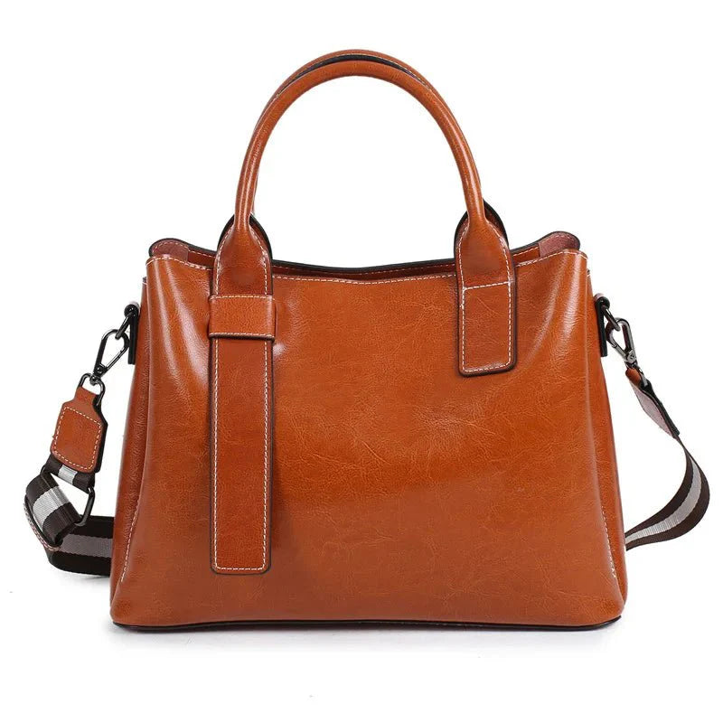 sac-main-structure-couleur-marron-avec-bandouliere-amovible