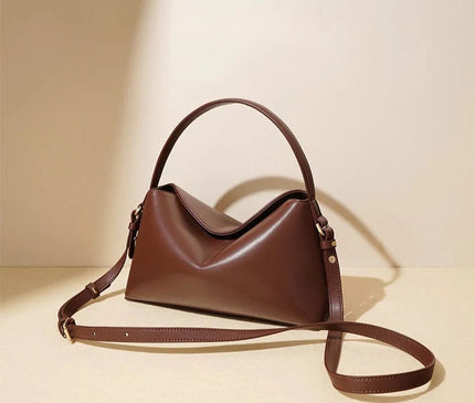 sac-moderne-marron-compact-poignee-rigide