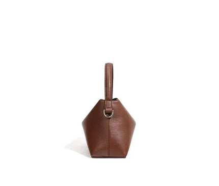 sac-moderne-marron-compact-poignee-rigide