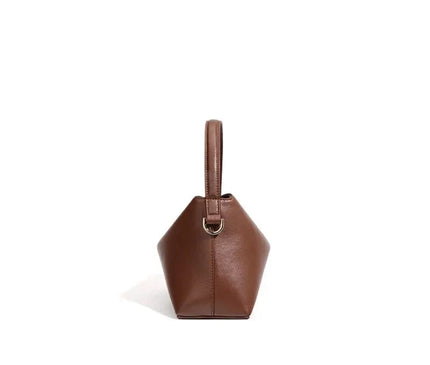 sac-moderne-marron-compact-poignee-rigide