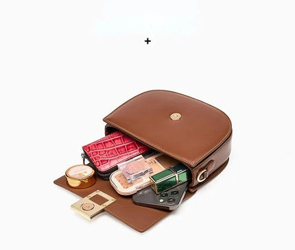 sac-bandouliere-marron-demi-lune-boucle-doree