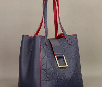 sac-rectangulaire-texture-tressee-boucle-doree
