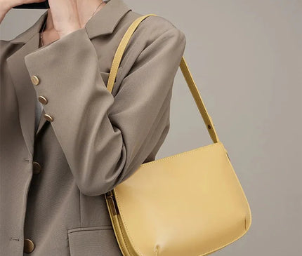sac-bandouliere-beige-clair-minimaliste-poignee-fine